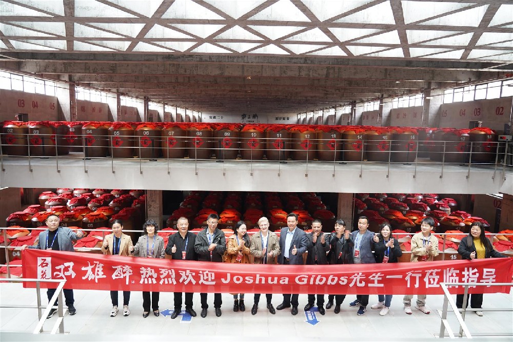 漂洋過海來愛你，英國朋友婚宴選用雙雄醉！